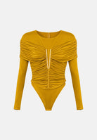 ELISABETTA FRANCHI Body ambra-giallo ocra per donna con raffinate maniche lunghe, scollo rotondo e prezioso dettaglio gioiello centrale. BO04267E2 940 ELISABETTA FRANCHI 