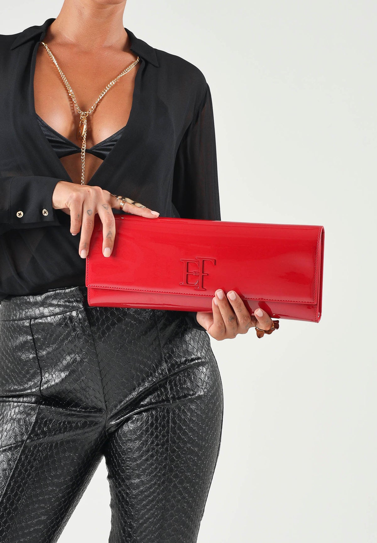 ELISABETTA FRANCHI Pochette rossa da donna  con con finitura lucida e logo monogramma EF BS29A67E2 CG5 ELISABETTA FRANCHI 