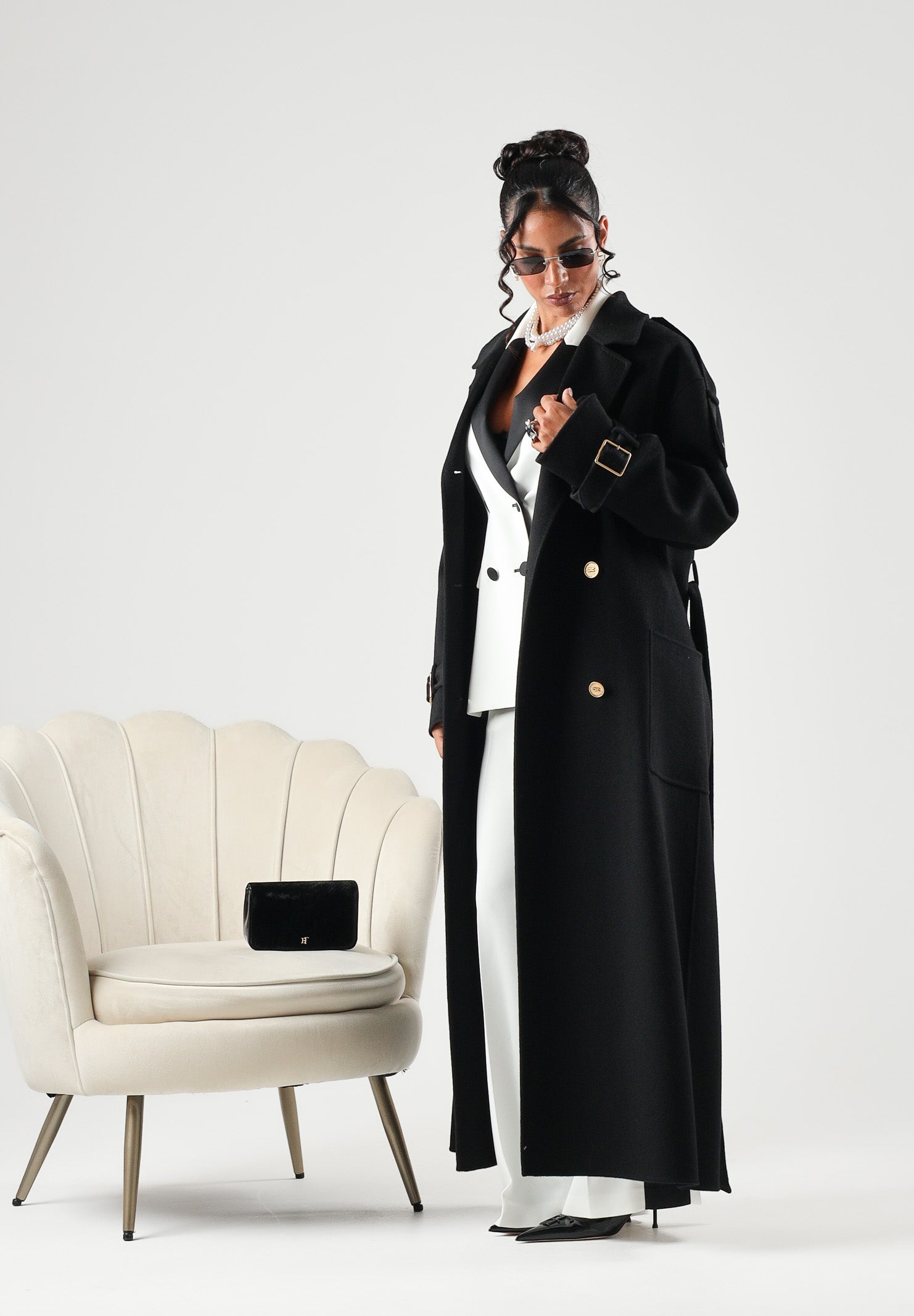 ELISABETTA FRANCHI Cappotto lungo nero da donna con cintura in vita e bottoni dorati a doppio petto CP02D66E2 110 ELISABETTA FRANCHI 