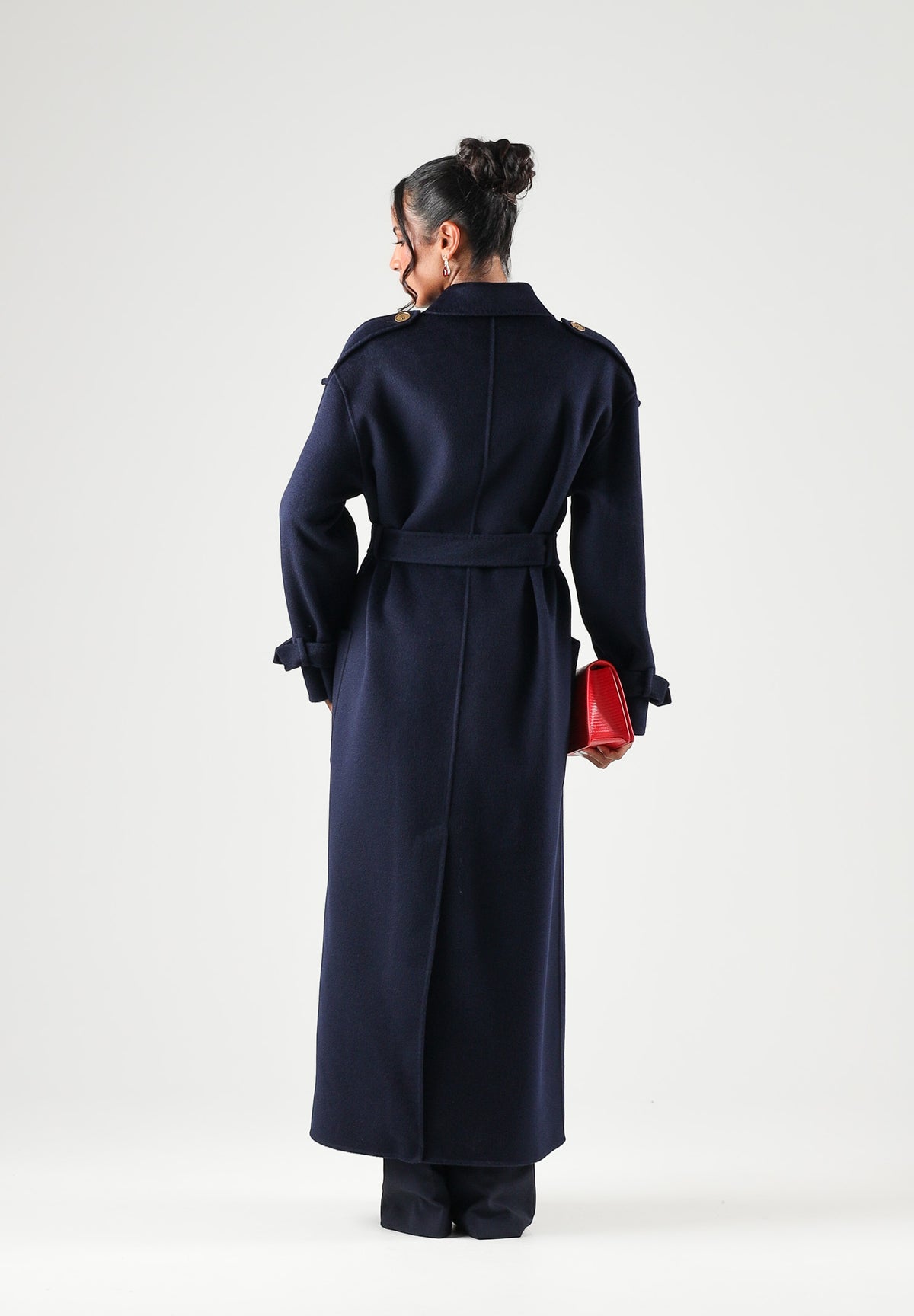 ELISABETTA FRANCHI Cappotto lungo  blu da donna con cintura in vita e bottoni dorati a doppio petto CP02D66E2 H88 ELISABETTA FRANCHI 