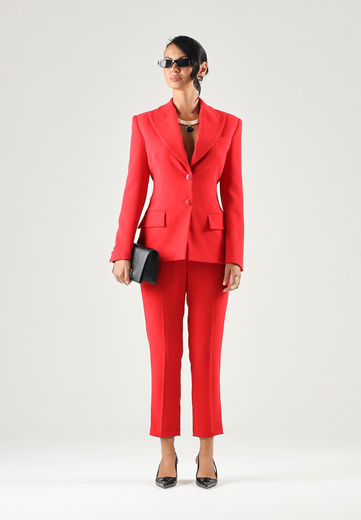 ELISABETTA FRANCHI Giacca IN CRÊPE monopetto red passion rosso da donna con dettaglio criss-cross sul retro.<BR/> GI27366E2 CG5 ELISABETTA FRANCHI 