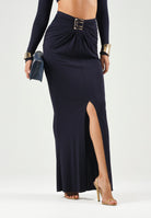 ELISABETTA FRANCHI Gonna lunga blu notte da donna con drappeggi e spacco anteriore.<BR/> GO25167E2 H88 ELISABETTA FRANCHI 