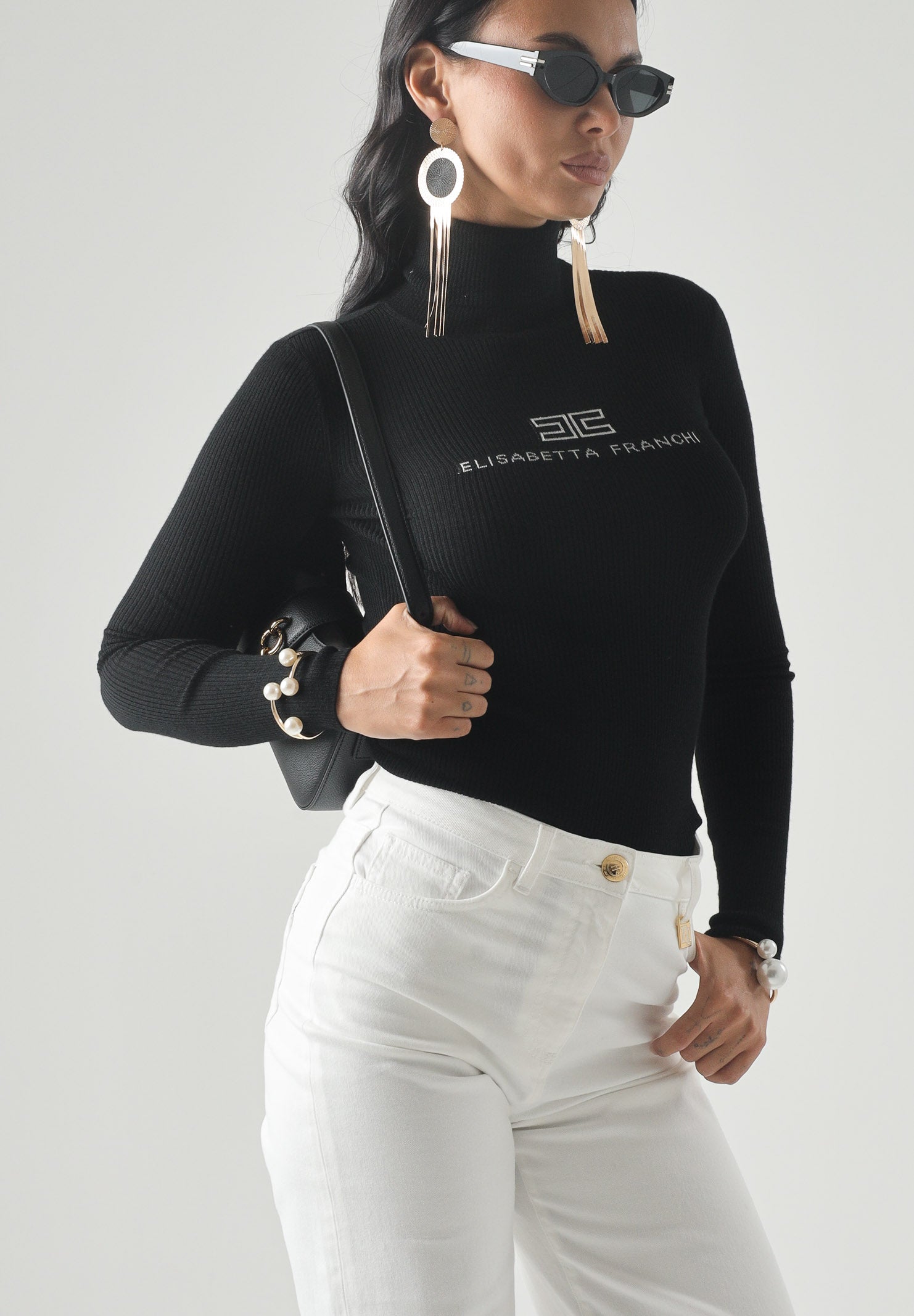 ELISABETTA FRANCHI Dolcevit, nero dettagli burro, da donna <BR/>con logo e lettering a contrasto sul petto. MK18B66E2 685 ELISABETTA FRANCHI 