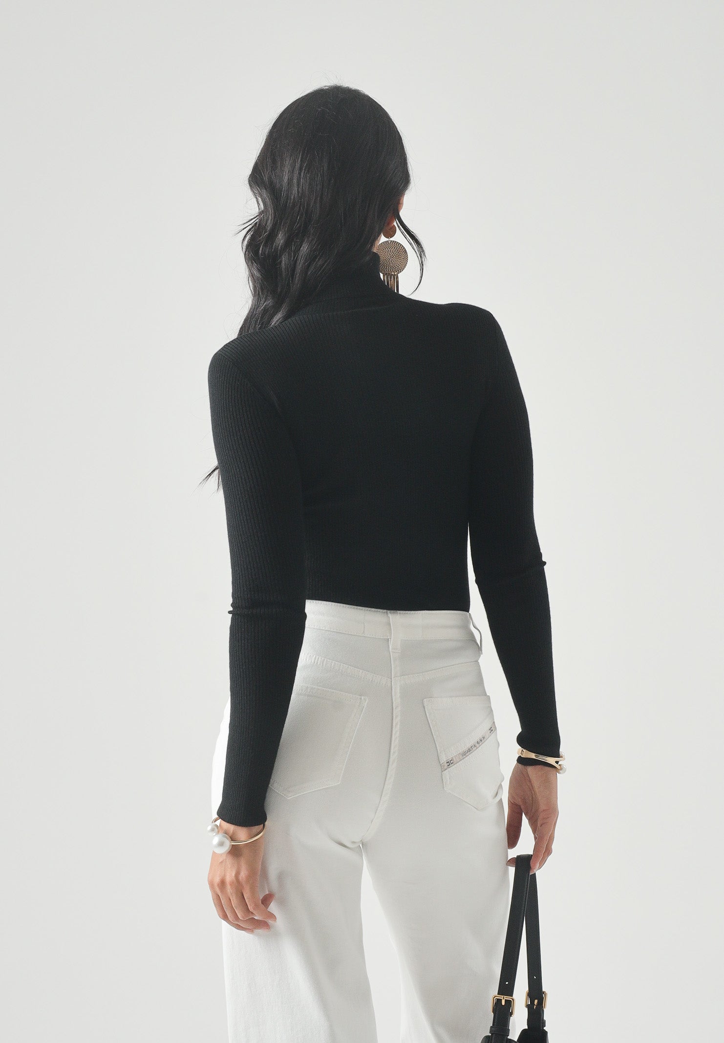 ELISABETTA FRANCHI Dolcevit, nero dettagli burro, da donna <BR/>con logo e lettering a contrasto sul petto. MK18B66E2 685 ELISABETTA FRANCHI 