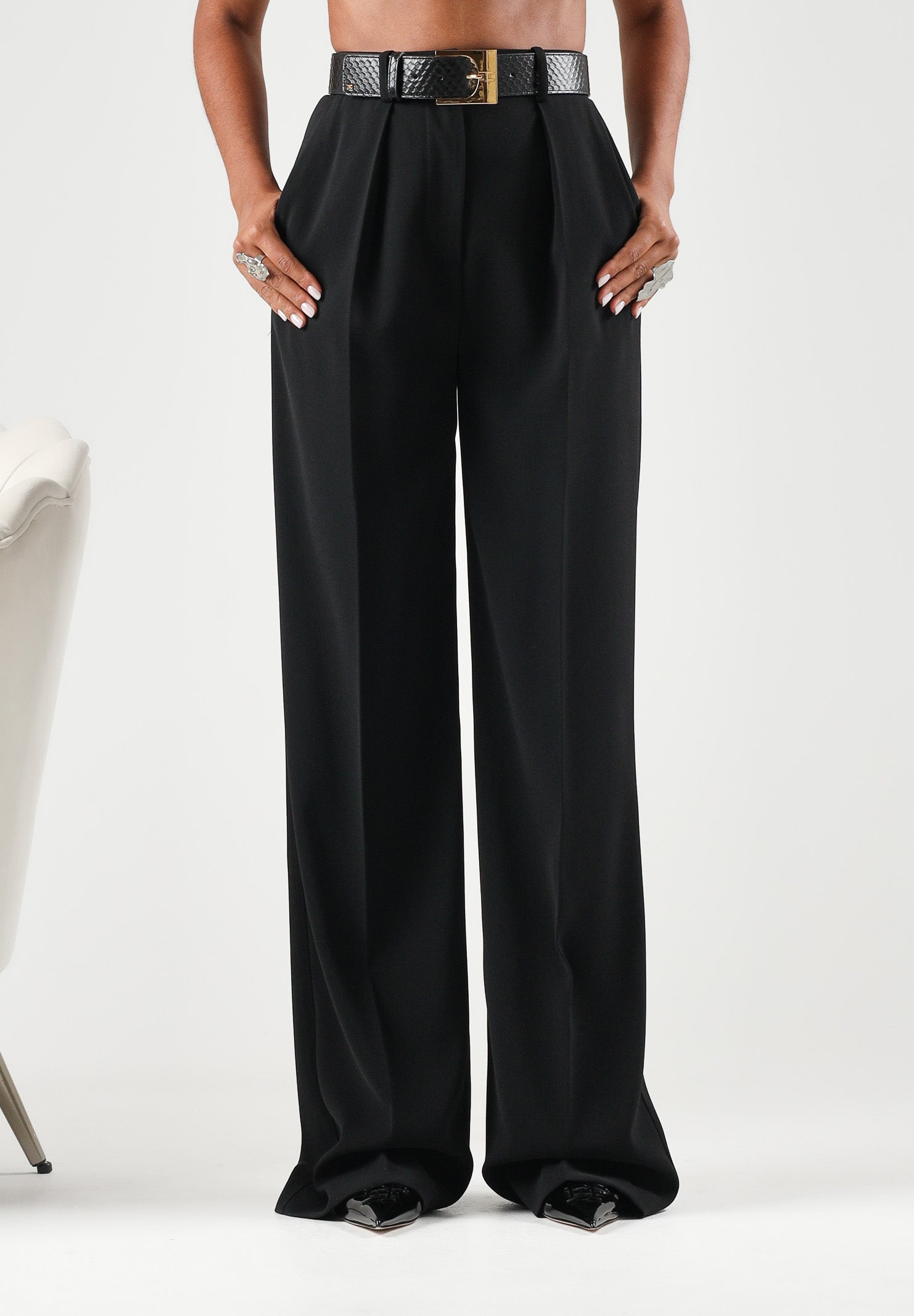 ELISABETTA FRANCHI Pantaloni IN CRÊPE nero da donna con cintura coordinata e dettaglio logo PA20766E2 110 ELISABETTA FRANCHI 