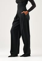 ELISABETTA FRANCHI Pantaloni in gabardina fluida neri per donna con vita alta, costruzione bustier PA22267E2 110 ELISABETTA FRANCHI 