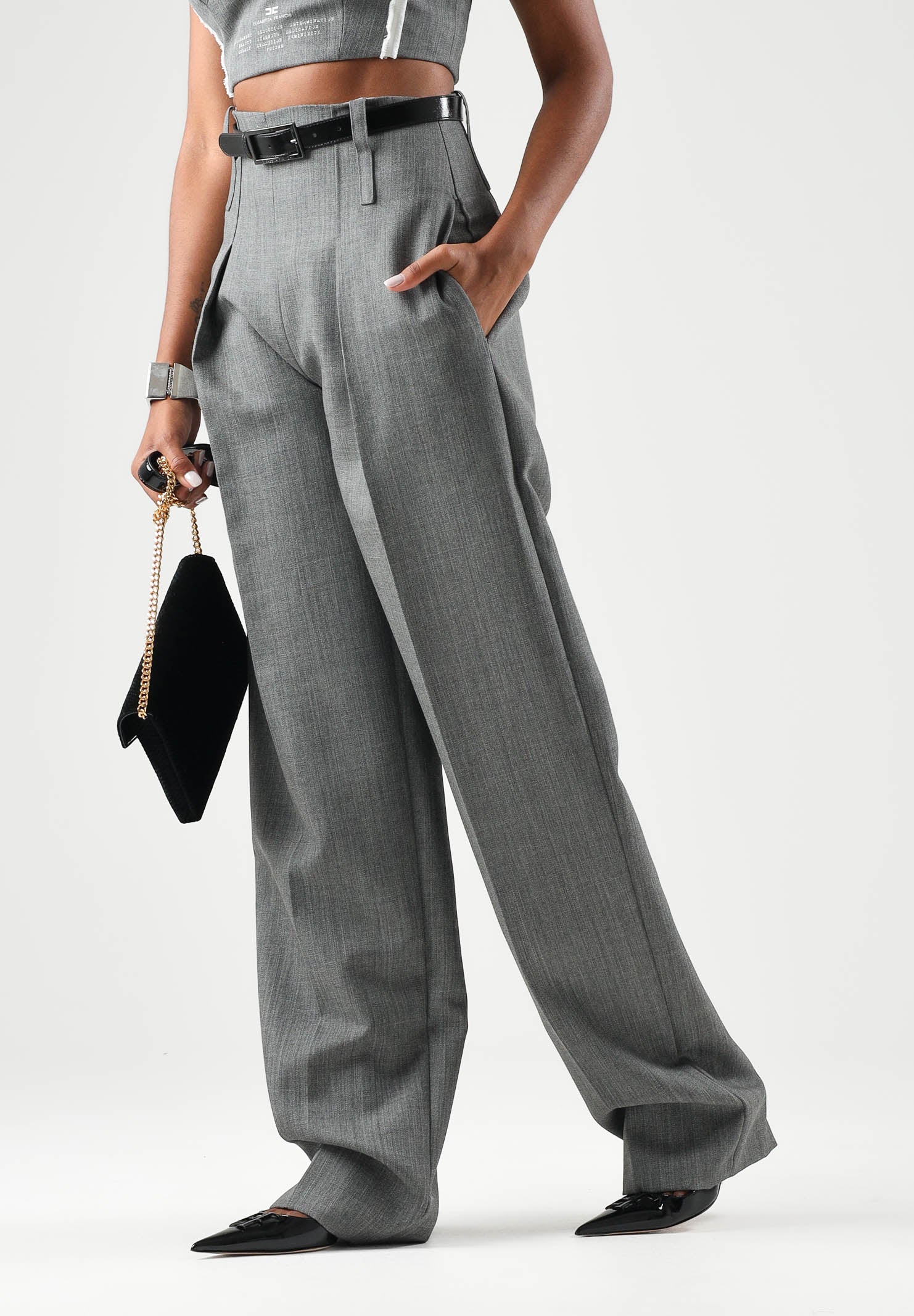 ELISABETTA FRANCHI  Pantaloni eleganti grigi da donna con tasche laterali e taglio dritto sartoriale. PA22367E2 431 ELISABETTA FRANCHI 