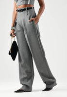 ELISABETTA FRANCHI  Pantaloni eleganti grigi da donna con tasche laterali e taglio dritto sartoriale. PA22367E2 431 ELISABETTA FRANCHI 