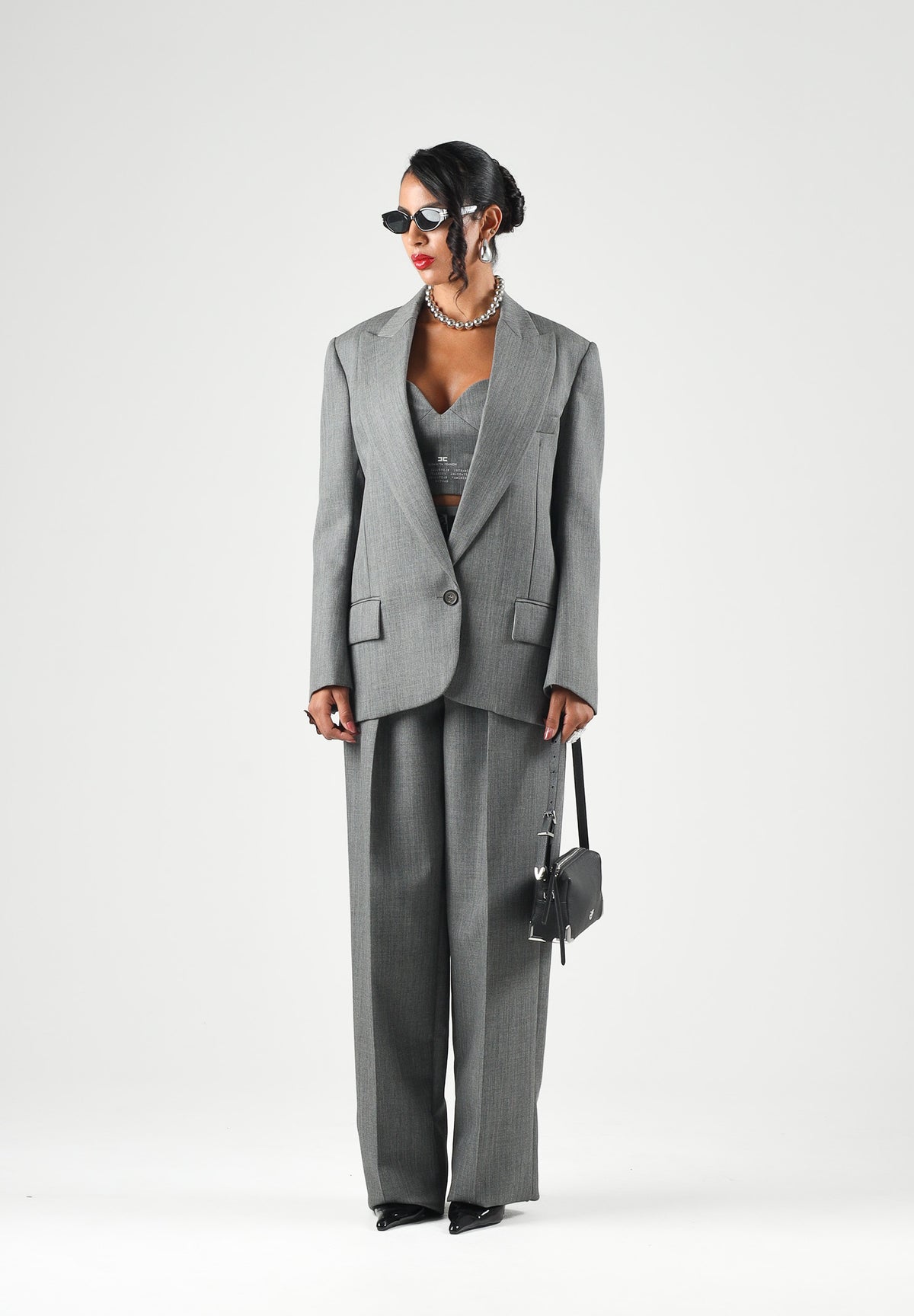 ELISABETTA FRANCHI  Pantaloni eleganti grigi da donna con tasche laterali e taglio dritto sartoriale. PA22367E2 431 ELISABETTA FRANCHI 