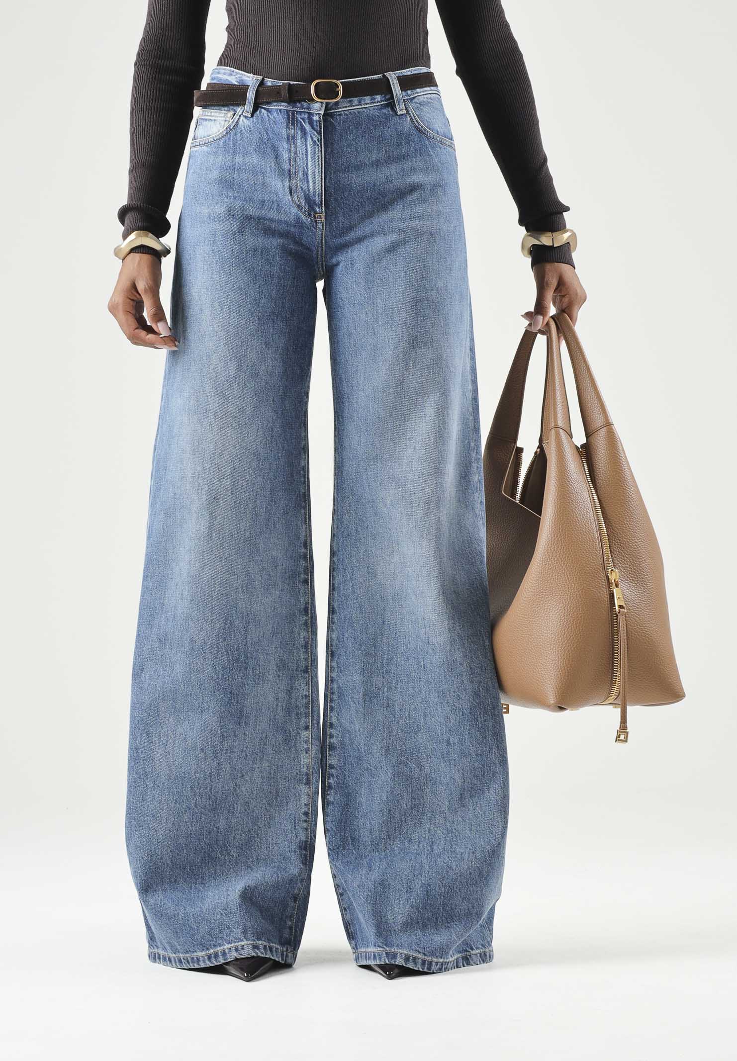 ELISABETTA FRANCHI Jeans a palazzo in denim blu da donna con effetto vintage e gamba ampia. PJ20N66E2 139 ELISABETTA FRANCHI 