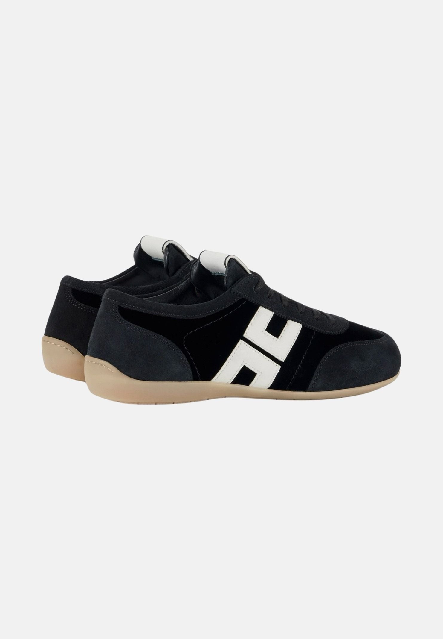 ELISABETTA FRANCHI Sneakers IN NAPPA nere da donna con inserti a contrasto e maxi dettaglio logo SA03G66E2 110 ELISABETTA FRANCHI 