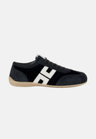 ELISABETTA FRANCHI Sneakers IN NAPPA nere da donna con inserti a contrasto e maxi dettaglio logo SA03G66E2 110 ELISABETTA FRANCHI 