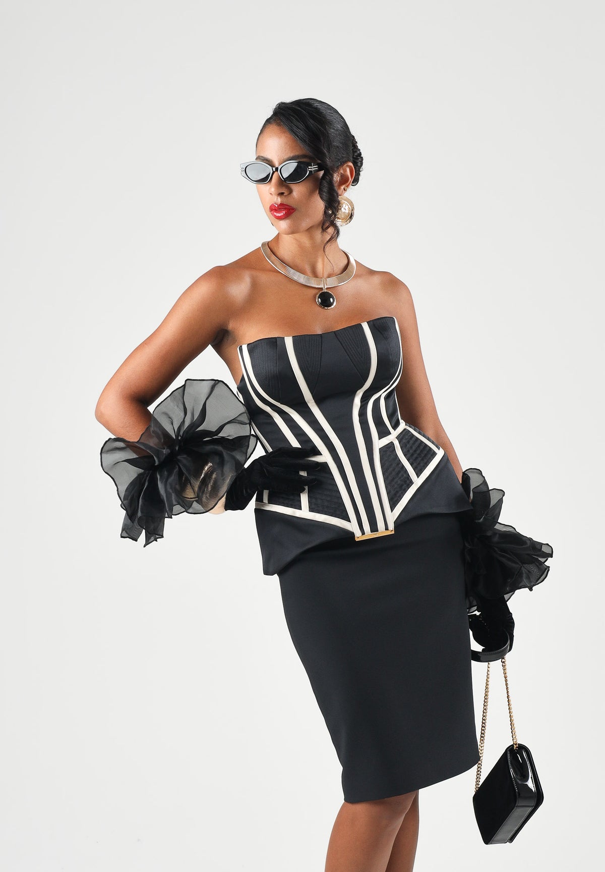 ELISABETTA FRANCHI Top bustier in duchesse nero e burro per donna con tagli geometrici, profili a contrasto TO08367E2 685 ELISABETTA FRANCHI 