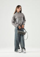 GCDS Felpa co cappuccio grigio neutro per donna, ragazzi e bambini con maxi logo GCDS a contrasto. C2BJQE528F342 953I GCDS 