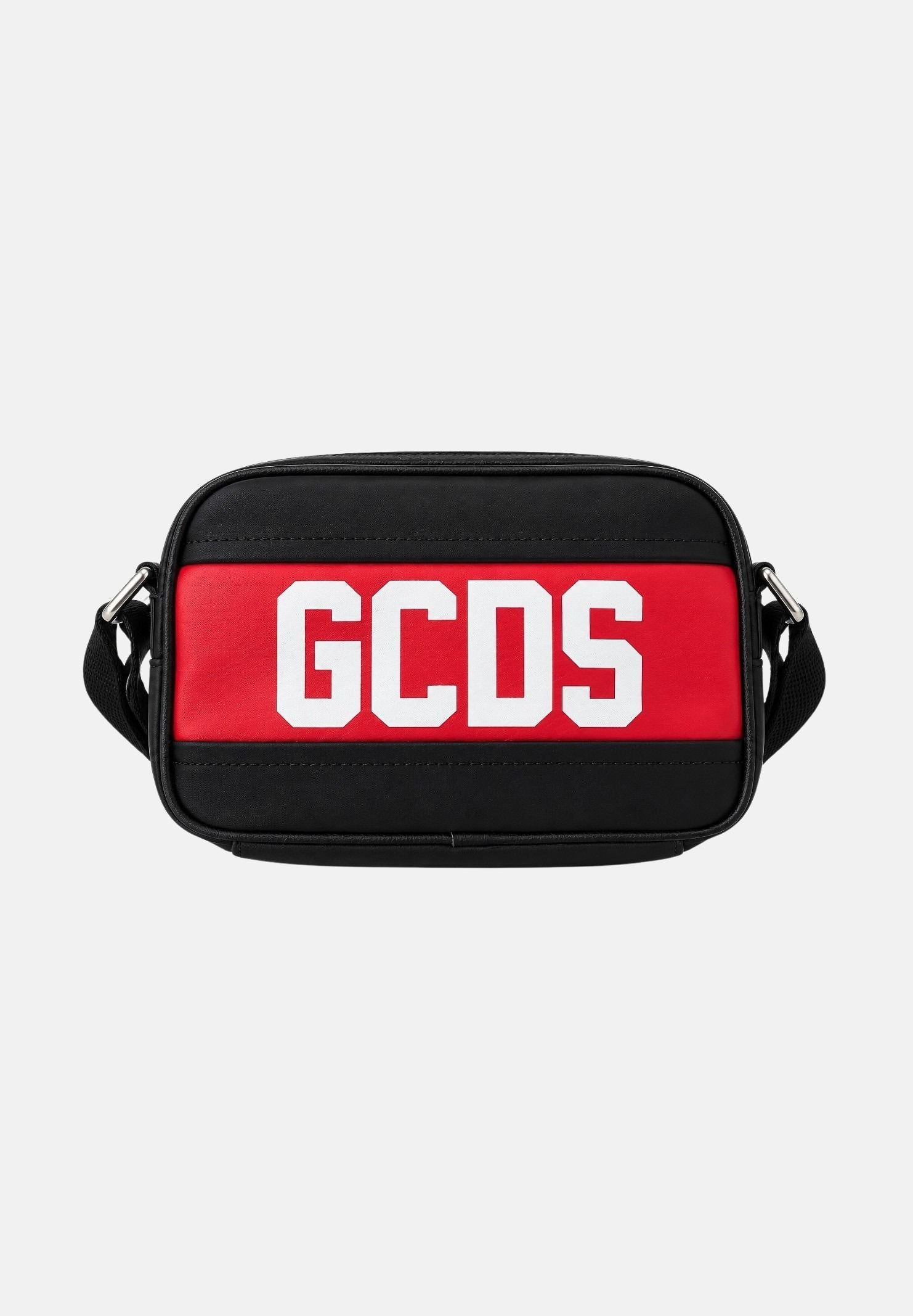 GCDS Borsa a tracolla nera e rossa per uomo e donna con iconica fascia centrale con maxi logo bianco. C2GJQW720T353 999R GCDS 