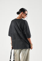 GCDS T-shirt manica corta con maxi logo GCDS meteorite nero antracite per uomo e donna C2MWQC002J080 990B GCDS 