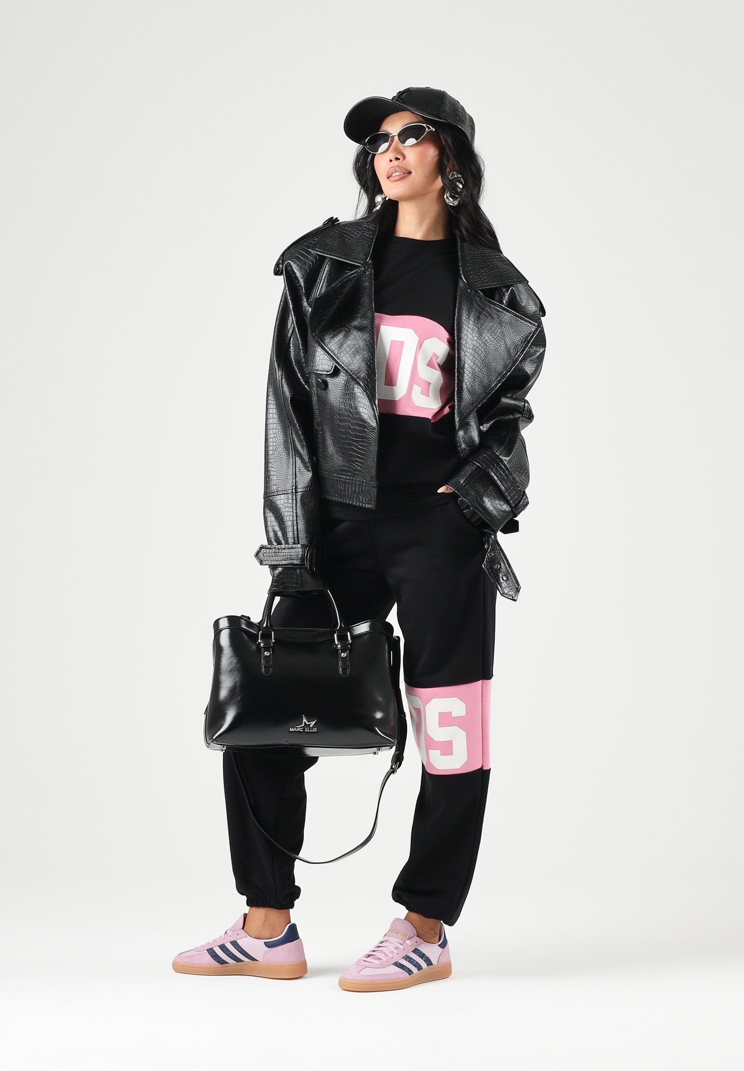 GCDS T-shirt manica corta black-pink-nera e rosa per donna, ragazzi e bambini con banda centrale rosa Z0GJQC585J105 999P GCDS 