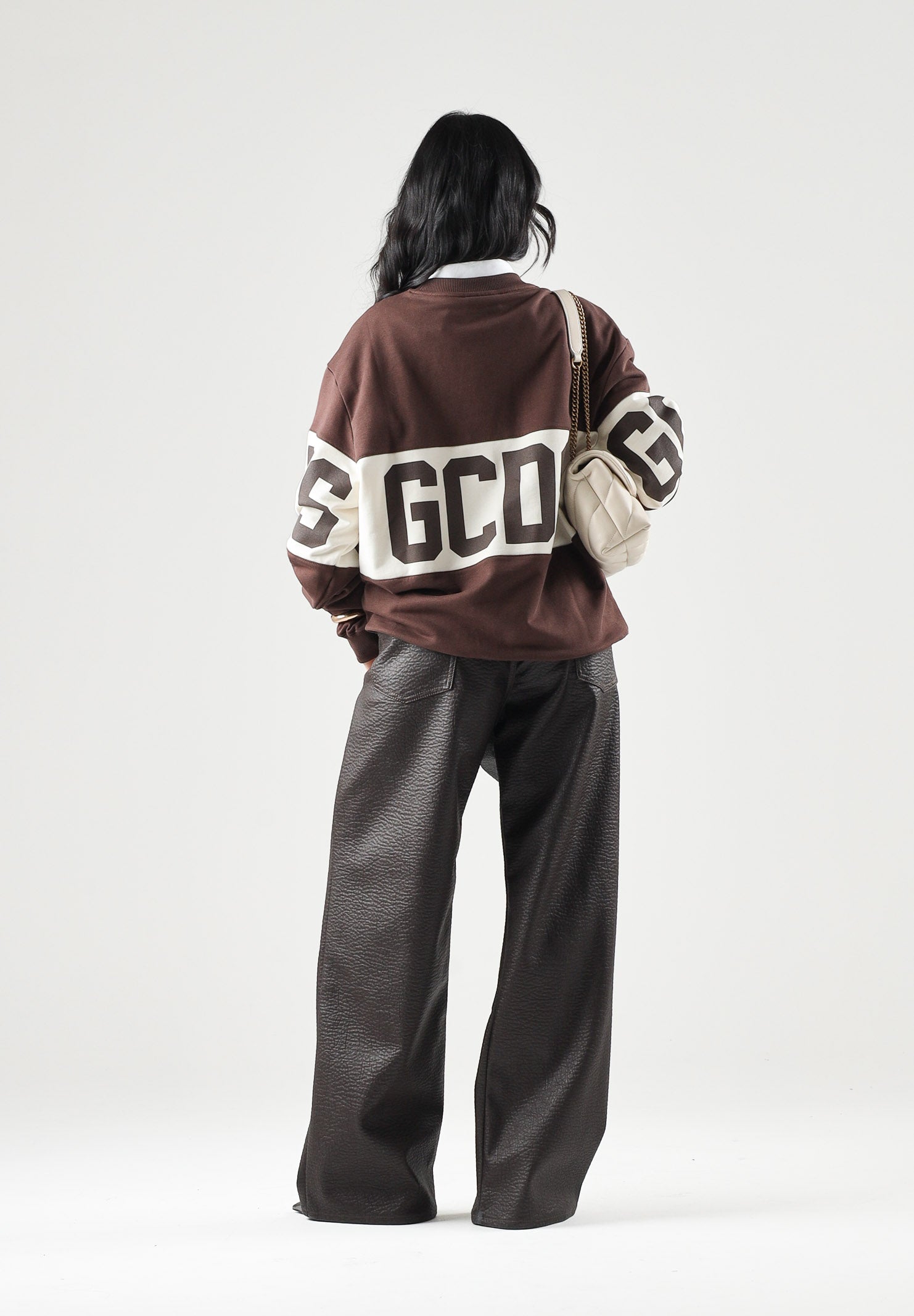 GCDS Felpa girocollo roast-frecnh marrone per uomo e donna con fascia logata a contrasto. Z0MLQE139F004 387U GCDS 