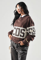 GCDS Felpa girocollo roast-frecnh marrone per uomo e donna con fascia logata a contrasto. Z0MLQE139F004 387U GCDS 