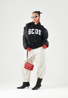 GCDS Felpa con cappuccio LOGO REGULAR nero e rosso per uomo e donna con maxi logo frontale Z0MLQE141F004 999R GCDS 