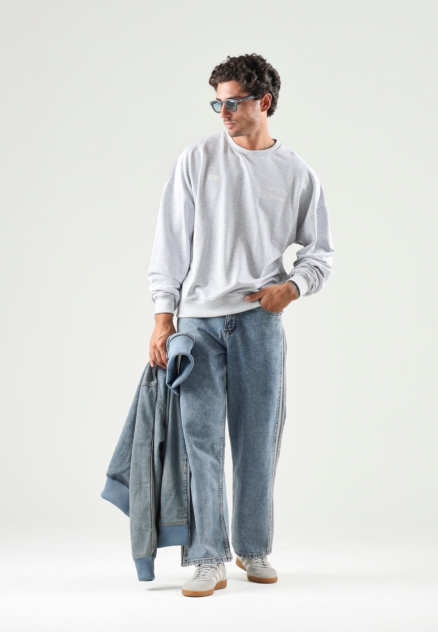 Felpa regular fit per uomo e donna autunno inverno Z0MLQE215F245 909P GCDS 