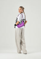 GCDS T-shirt manica corta bianca e nera, per donna, ragazzi e bambini con stampa logo centrale Z0UJQC585J105 157B GCDS 