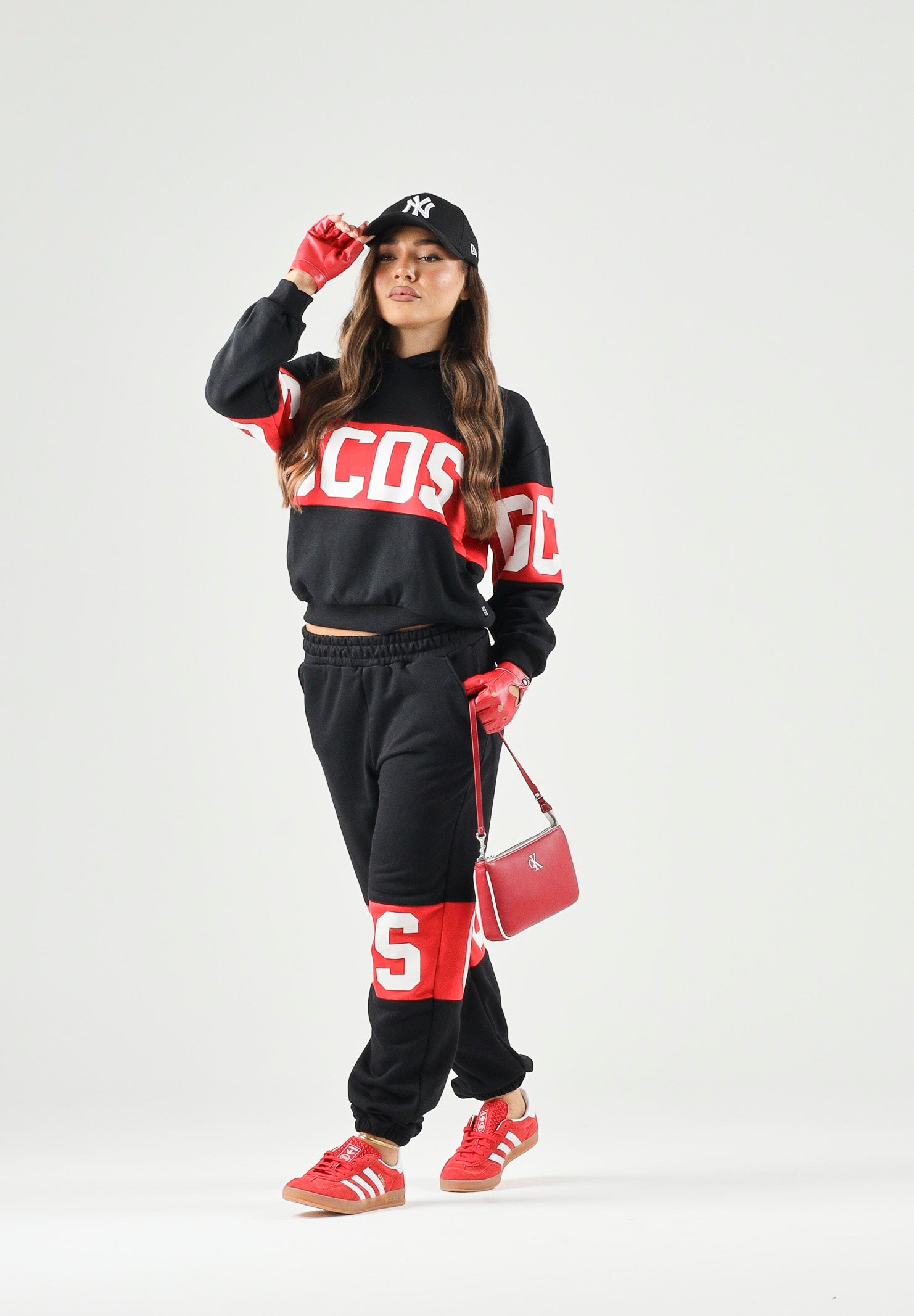 GCDS Felpa con cappuccio nera/rossa  per donna, ragazzi e bambini con logo iconico Z0UJQE583F004 999R GCDS 