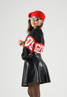 GCDS Felpa girocollo nera e rossa per donna, ragazzi e bambini con iconica fascia logo a contrasto.<BR/> Z0UJQE584F004 999R GCDS 