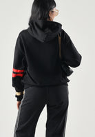 GCDS Felpa con cappuccio nera per donna, ragazzi e bambini con logo centrale Z0UJQE590F004 999R GCDS 