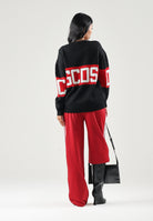 GCDS Maglia girocollo nera e rossa per donna, ragazzi e bambini con logo frontale Z0UJQF621K347 999R GCDS 