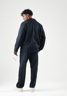 I'M BRIAN Camicia a maniche lunghe blu navy scuro da uomo , colletto classico, chiusura frontale con bottoni e tasche applicate sul petto.<BR/> CA3825 005 I'M BRIAN 