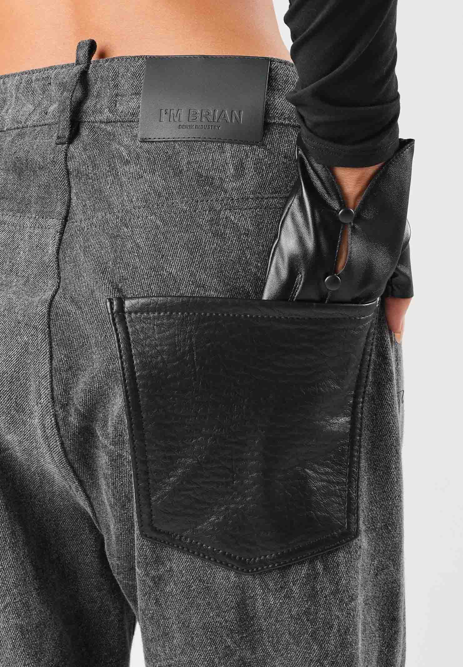 I'M BRIAN Jeans nero per uomo con lavaggio scuro slavato, taglio flared a zampa e dettagli sartoriali FLARE1926 LAV1926 I'M BRIAN 