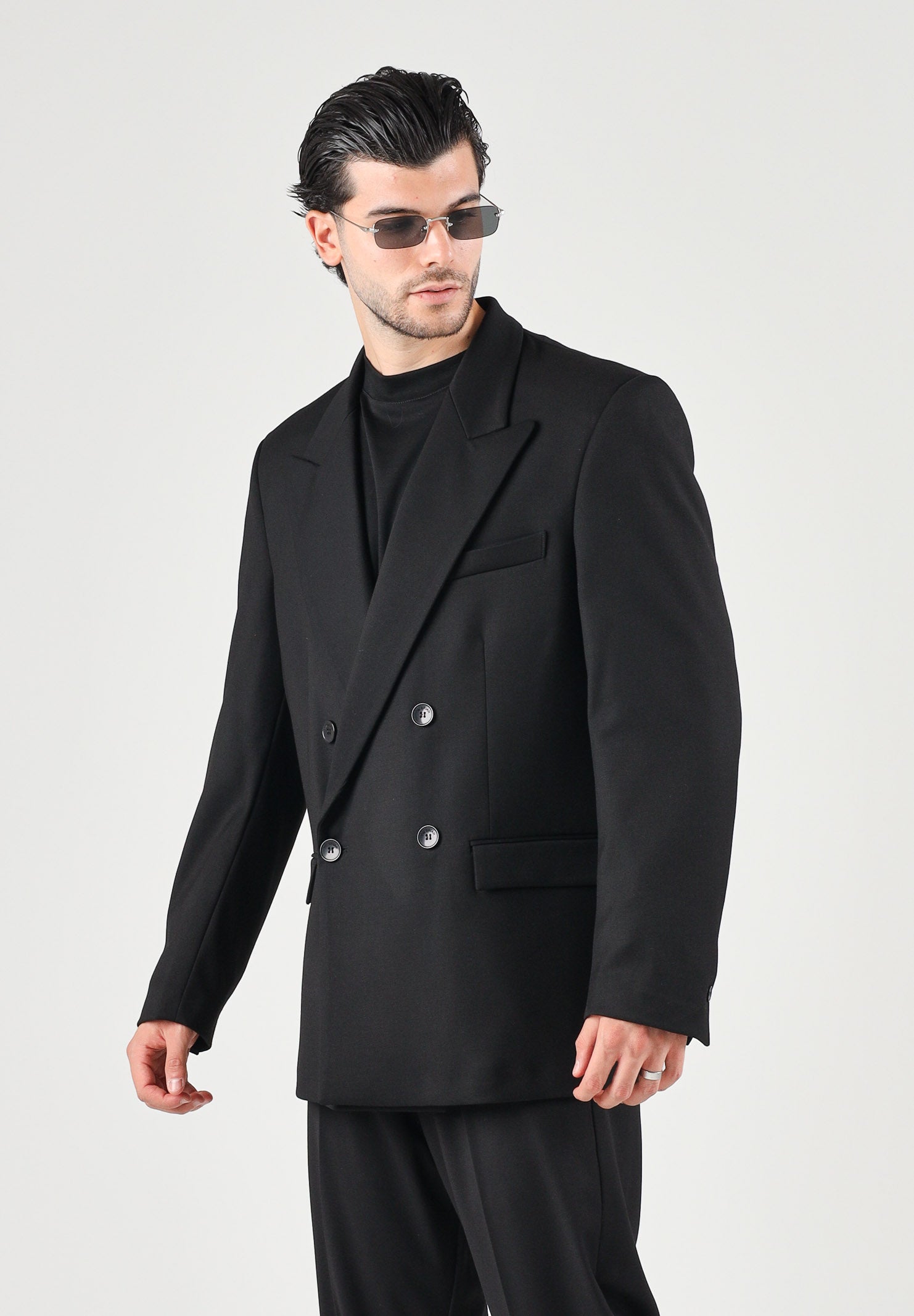 I'M BRIAN Giacca doppiopetto nera per uomo con tasche a pattina. GIA3855 009 I'M BRIAN 
