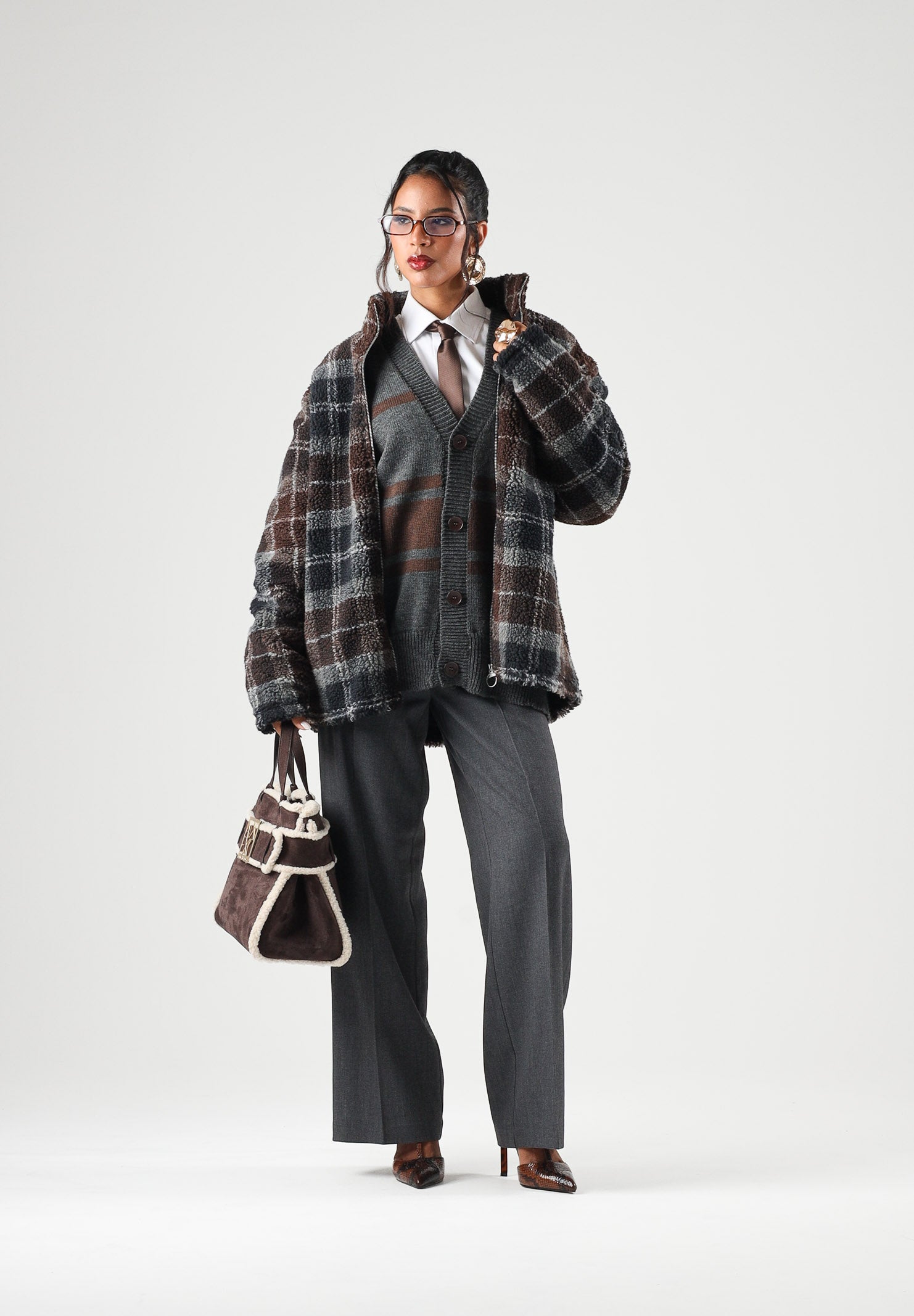 I'M BRIAN Cardigan corto grigio per uomo e donna con scollo a V, chiusura frontale con bottoni e fantasia MA3808 GR I'M BRIAN 