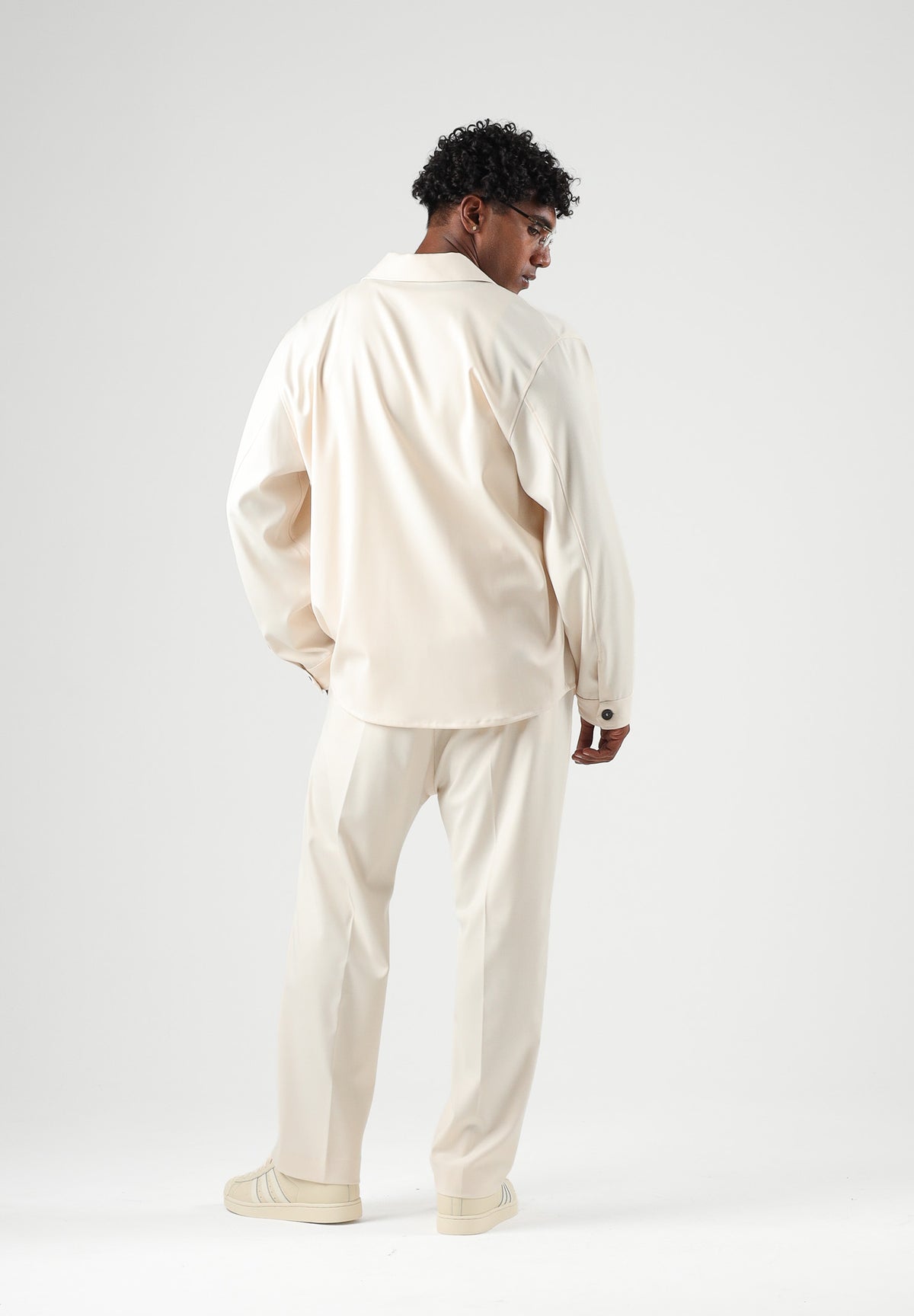 I'M BRIAN Pantaloni panna per uomo con taglio sartoriale dritto e rilassato. PA3889 PA I'M BRIAN 