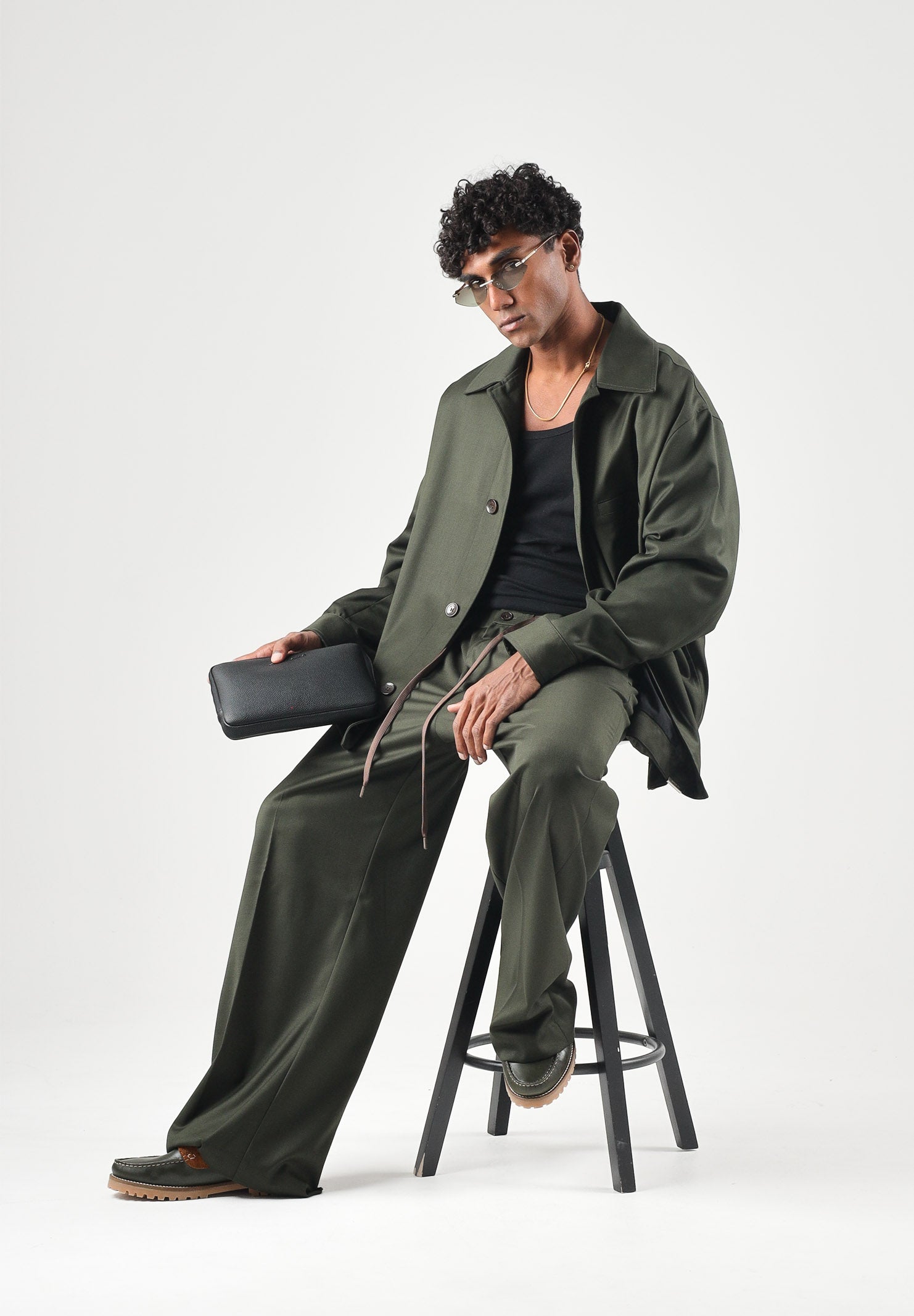 I'M BRIAN Pantaloni con pinces e coulisse verde militare scuro da uomo PA3891 013 I'M BRIAN 