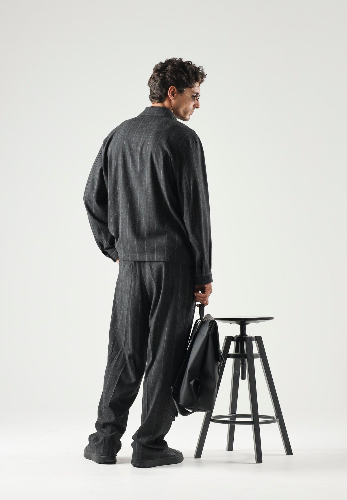 I'M BRIAN Pantaloni grigi da uomo con motivo gessato a righe verticali. PA3908 GR I'M BRIAN 