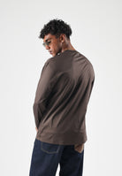 I'M BRIAN T-shirt manica lunga moro per uomo con design essenziale e vestibilità comoda. TS3932 020 I'M BRIAN 