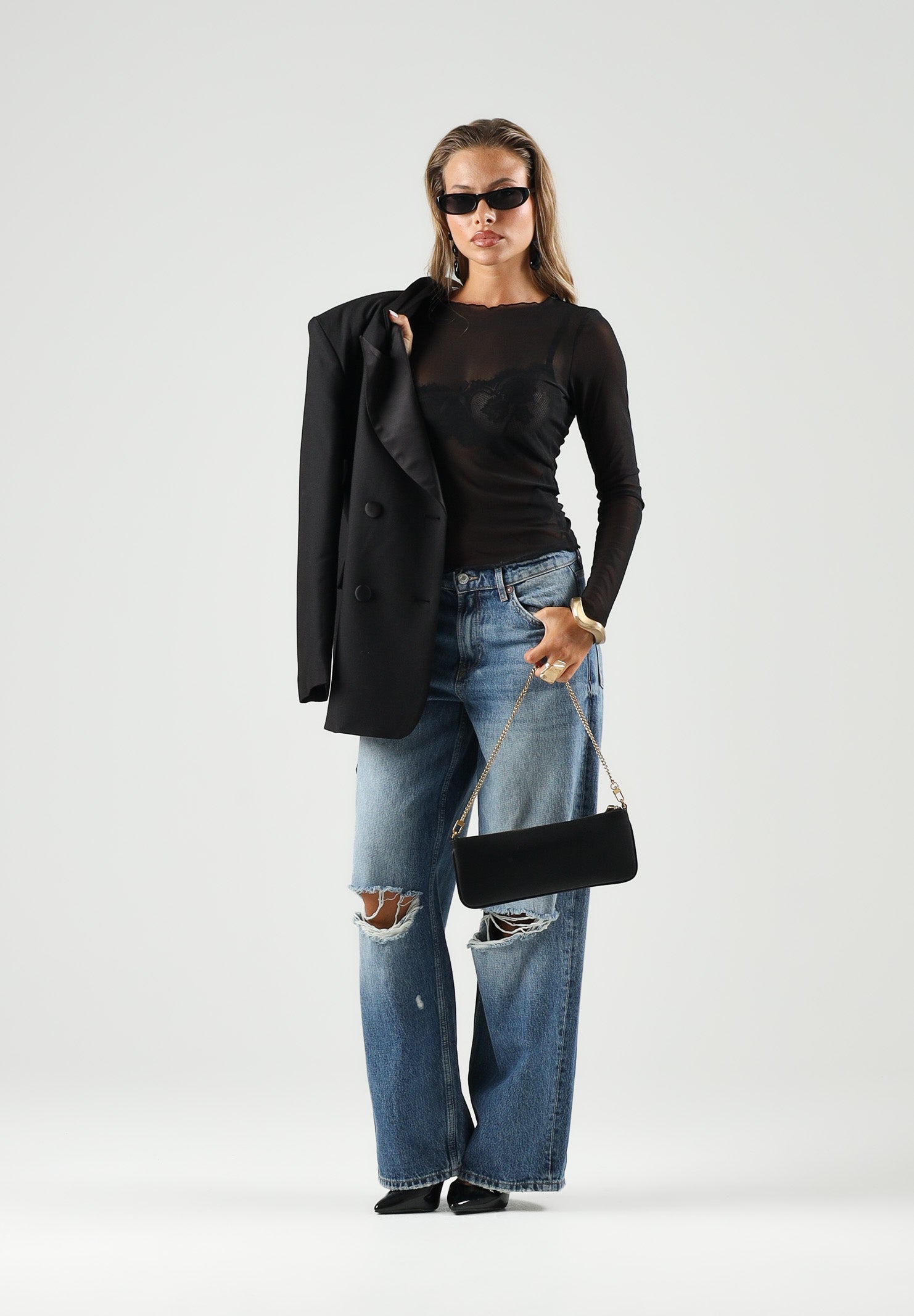 JDY Top trasparente nero per donna con scollo rotondo e tessuto in tulle leggero. 15356004 BL JDY 
