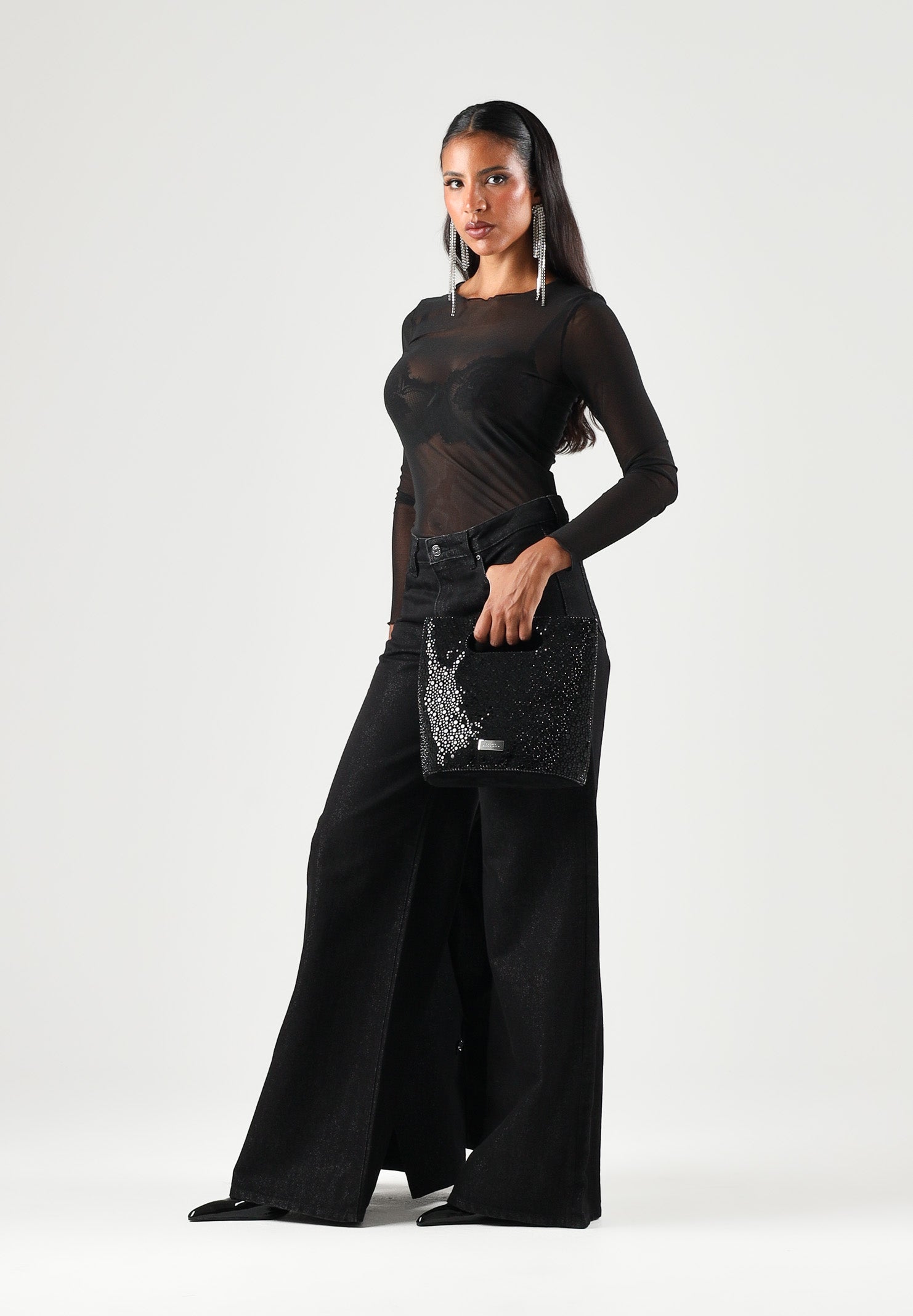 JDY Top trasparente nero per donna con scollo rotondo e tessuto in tulle leggero. 15356004 BL JDY 