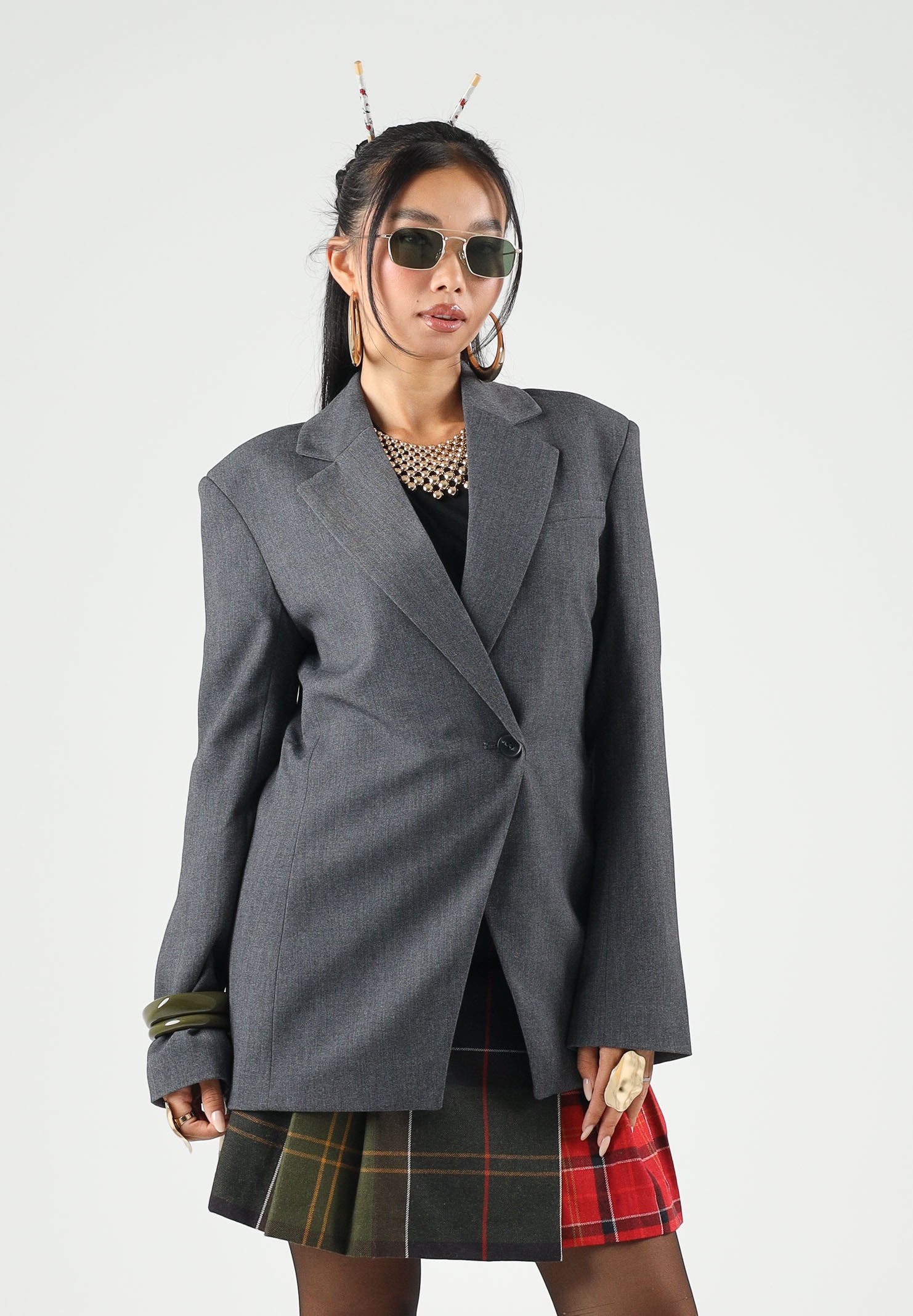JDY Giacca monopetto grigio da donna con collo a rever e abbottonatura asimmetrica 15371417 DAGR JDY 