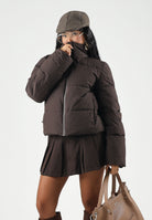 JDY Piumino chocolate-marrone da donna con collo alto imbottito e chiusura con zip integrale 15376707 CHTO JDY 
