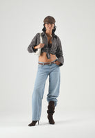 JDY Camicia JDYSERENA Chocolate Torte R marrone scuro da donna con fantasia a righe verticali multicolore. 15380444 CHTO JDY 