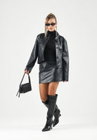 JDY Giubbotto JDYELLA in  eco-pelle nera da donna con tasche laterali 15382770 CHPL JDY 