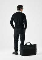 LACOSTE Maglione girocollo in lana merino color nero da uomo con coccodrillo ricamato tono su tono AH1969 031 LACOSTE 