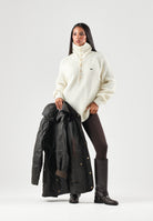 LACOSTE Polo manica lunga  ZIP COLLAR SWEATER panna per uomo e donna  con lavorazione a trecce AH8598 XFJ LACOSTE 