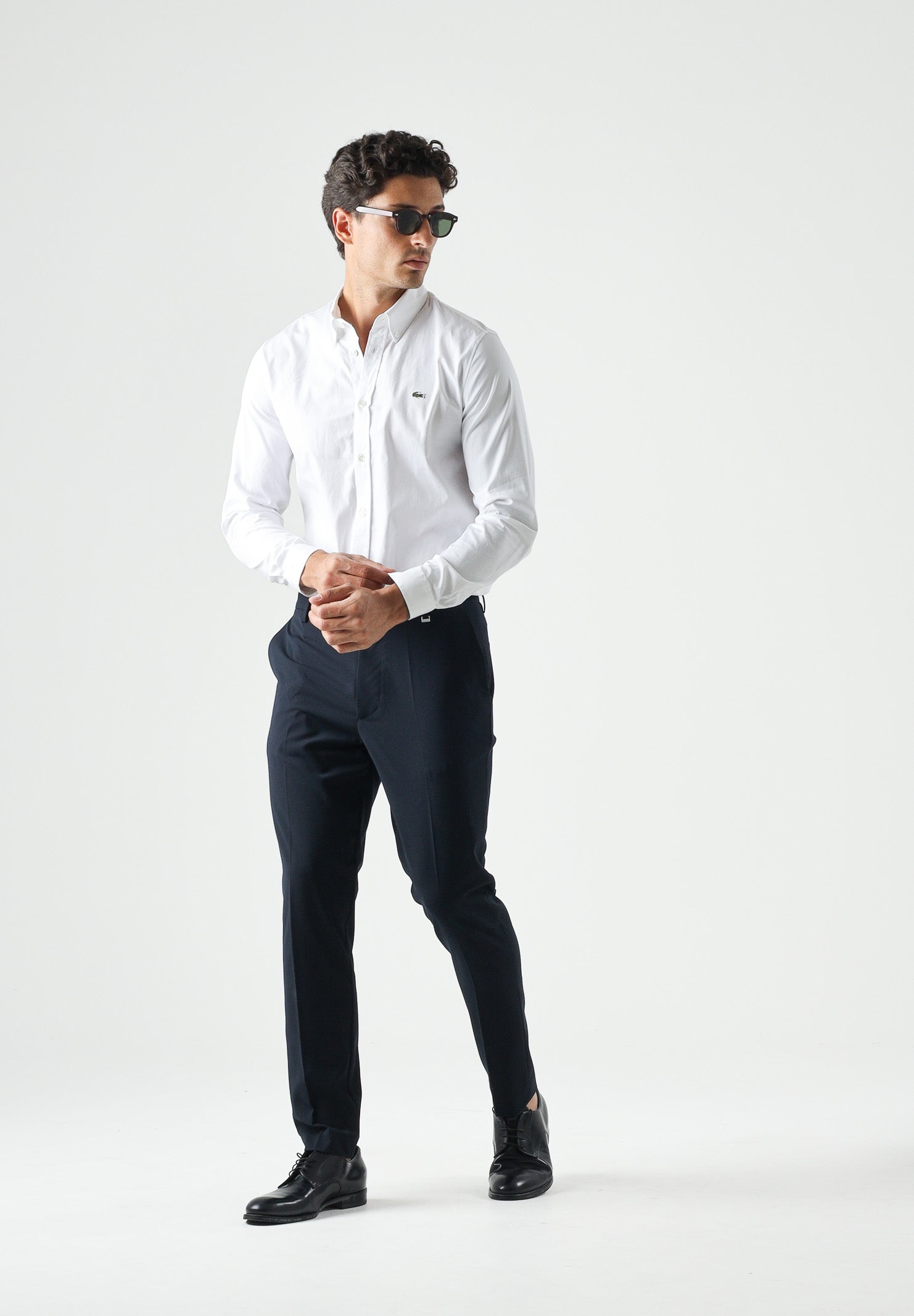 LACOSTE Camicia a manica lunga bianca da uomo  con patch logo CH2933 001. LACOSTE 