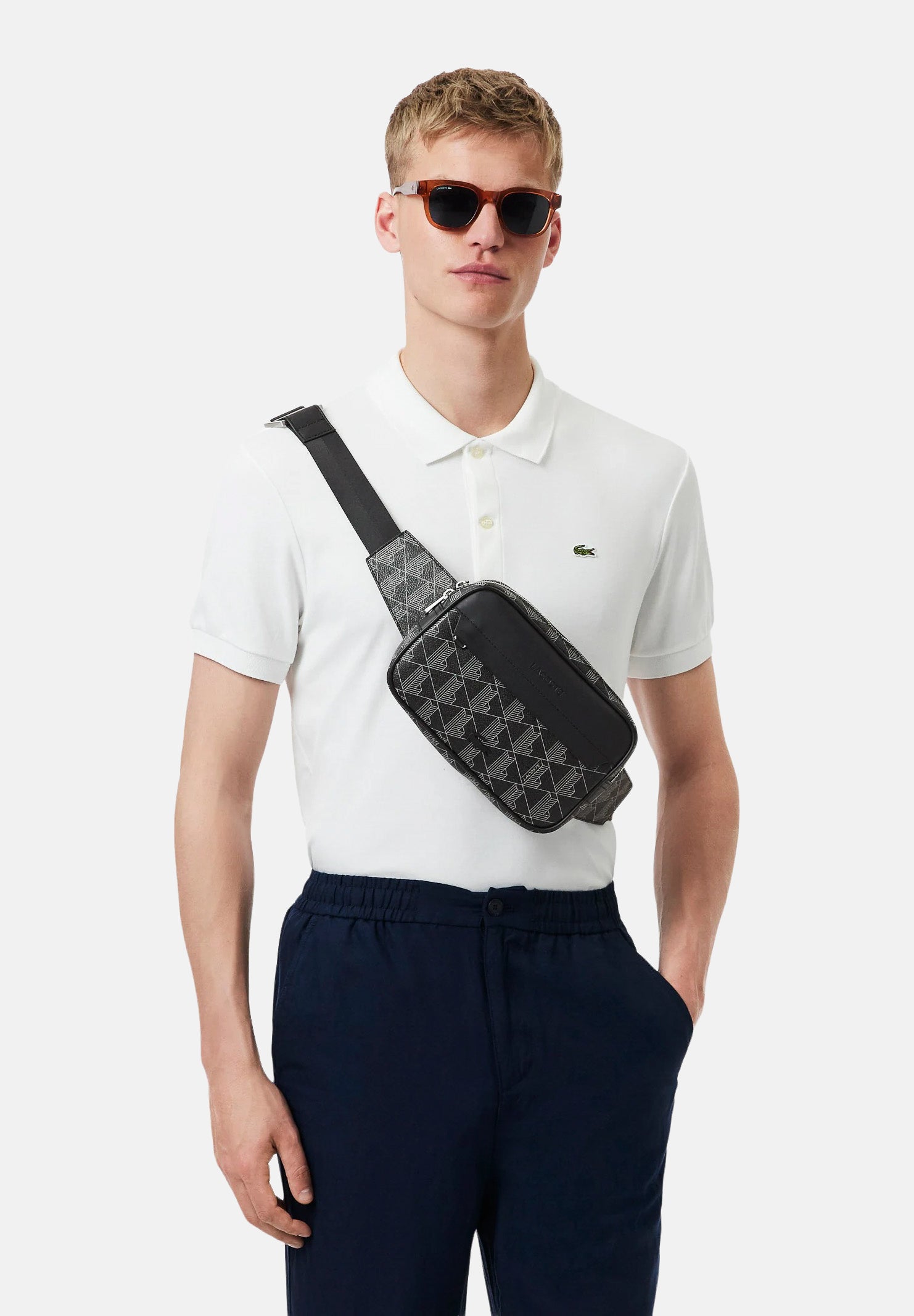 LACOSTE Marsupio THE BLEND COMPACT nero da uomo con motivo monogram a reticolo NH4004 H45 LACOSTE 
