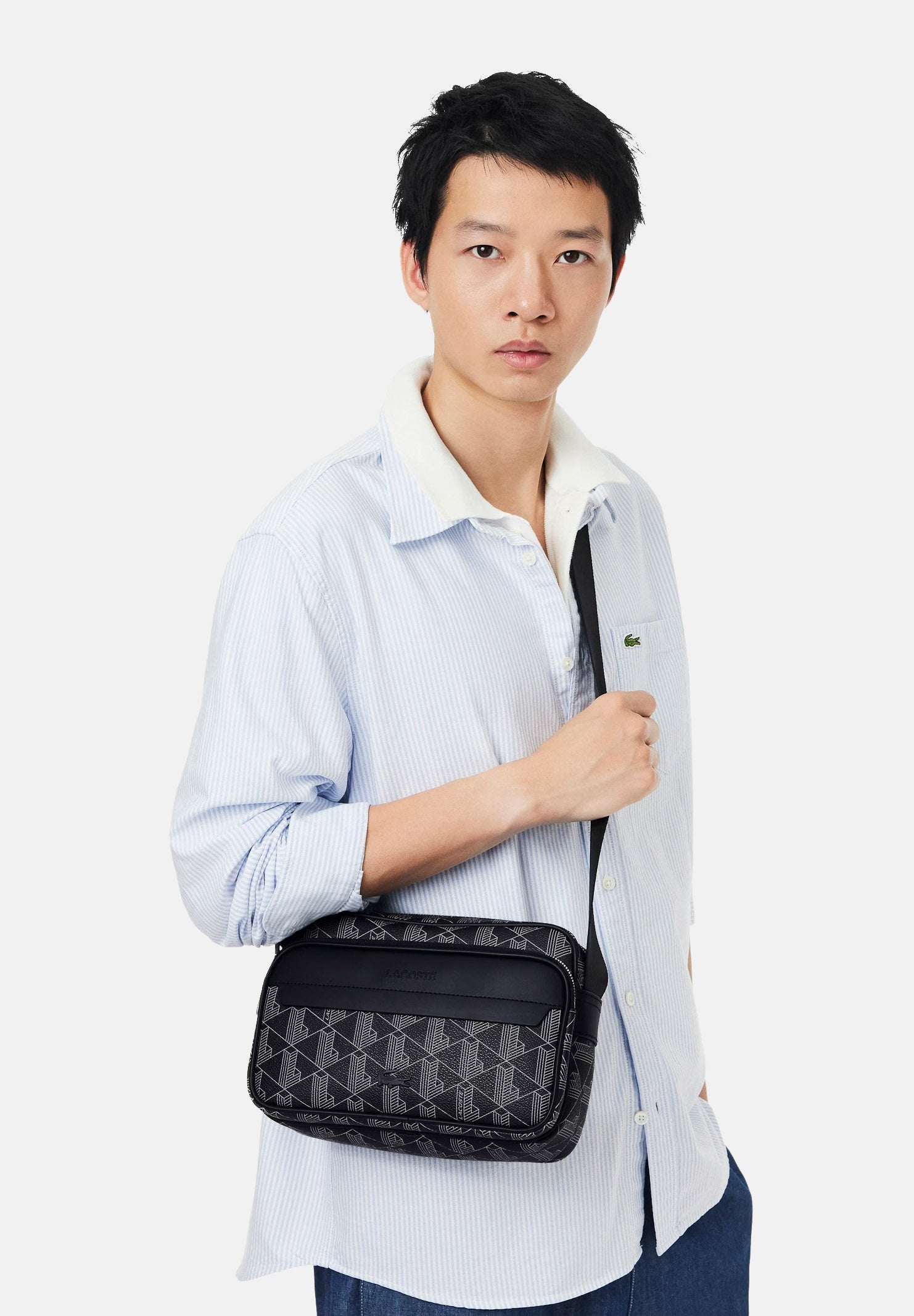 LACOSTE Borsa a tracolla THE BLEND CAMERA BAG nero per uomo con stampa monogram geometrica NH4578 H45 LACOSTE 