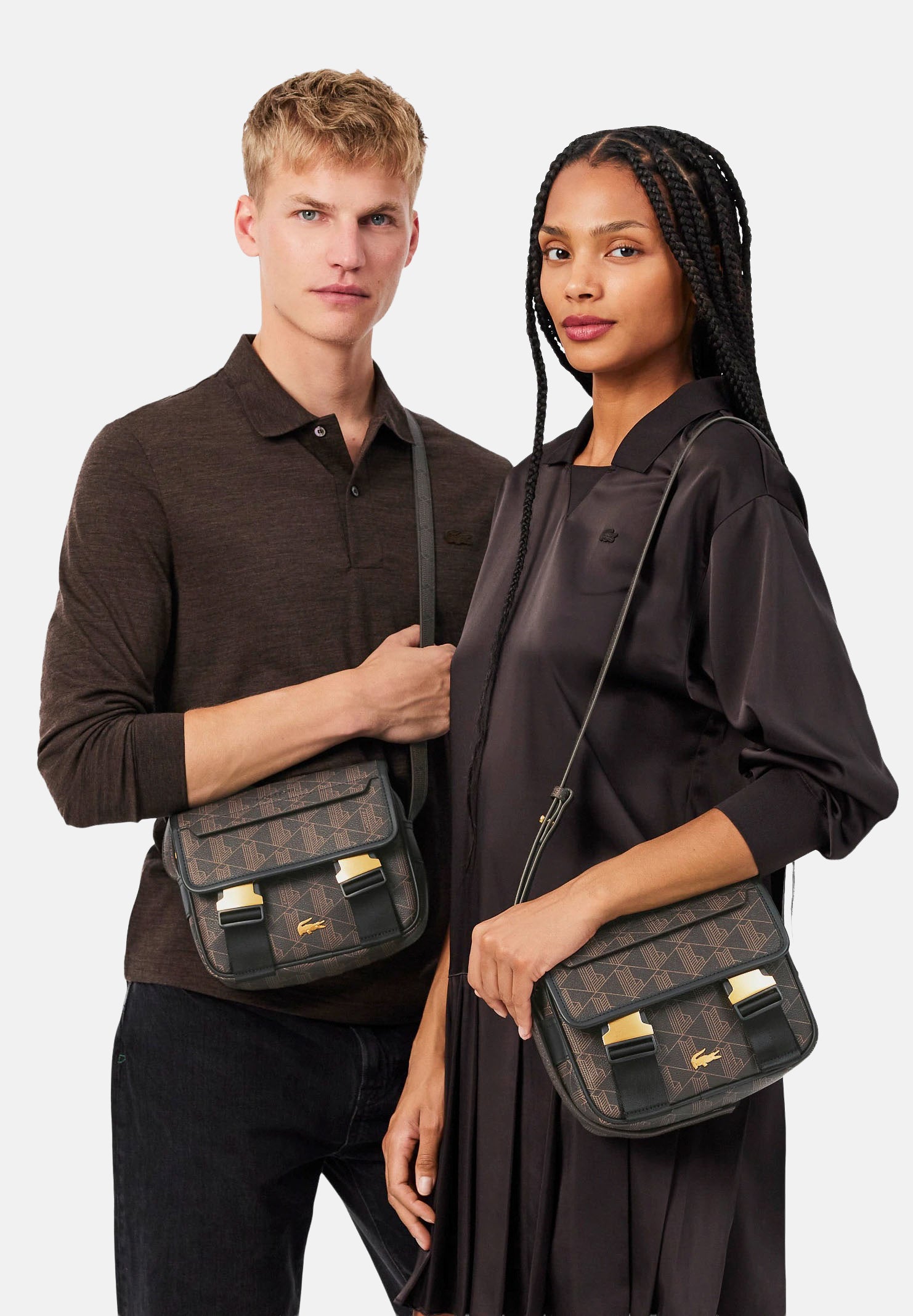 LACOSTE Borsa a tracolla THE BLEND  marrone per uomo e donna con stampa monogram, fibbie a scatto NU5423 T93 LACOSTE 